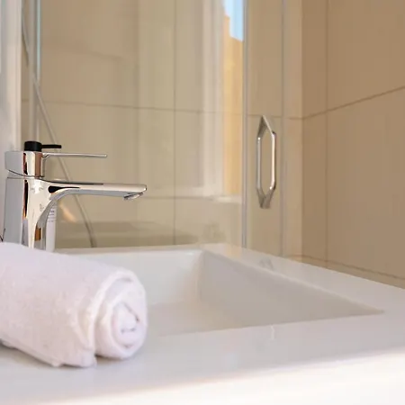 Renove Hyper Centre- Daire