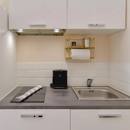 Renove Hyper Centre-